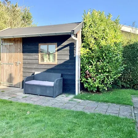 Renovated With Garden Vakantiehuis Sint Maartensvlotbrug